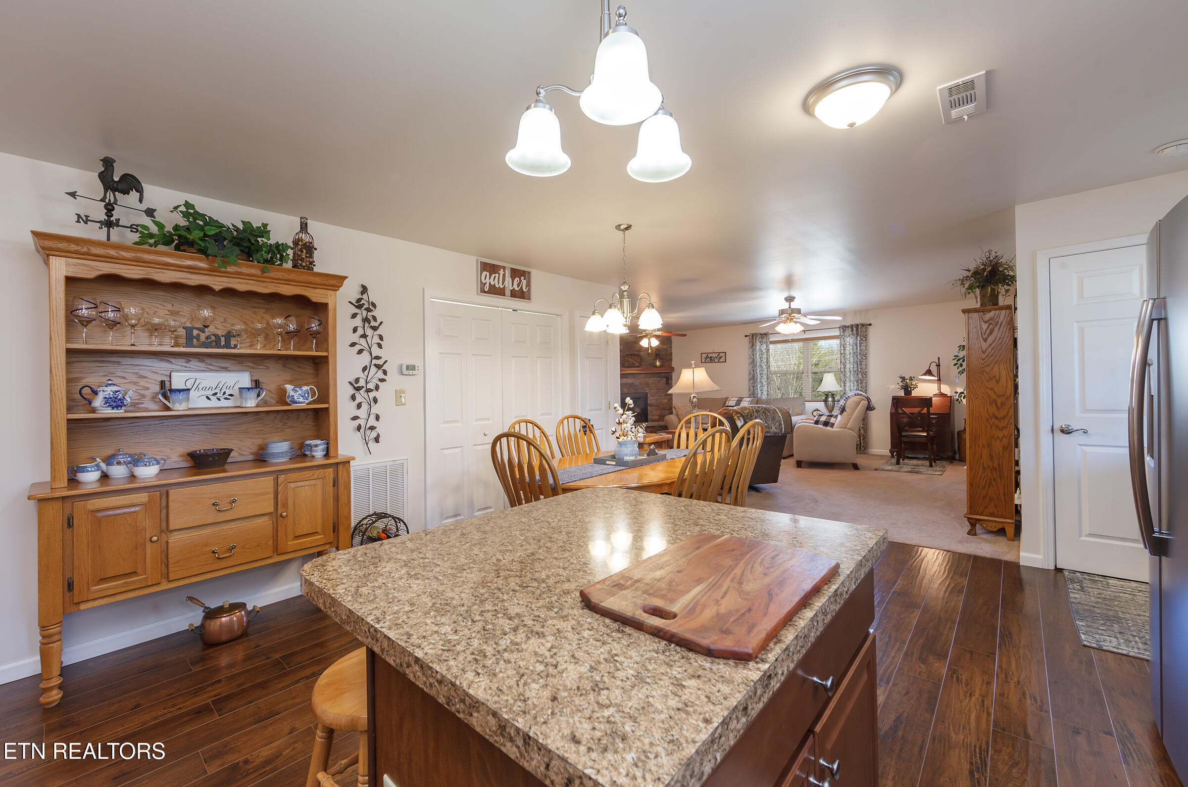 1505 Indian Warpath Rd