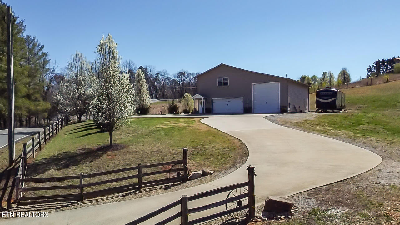 1505 Indian Warpath Rd