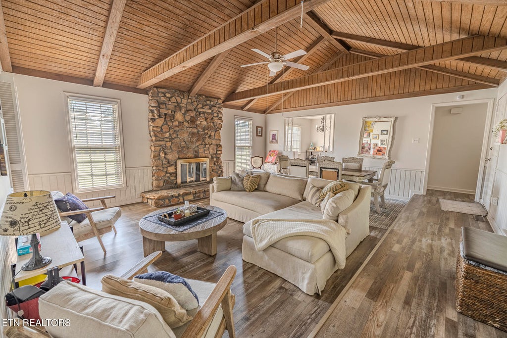 Photo of 17 Westchester Court, Jackson, TN 38305 (MLS # 1354578)