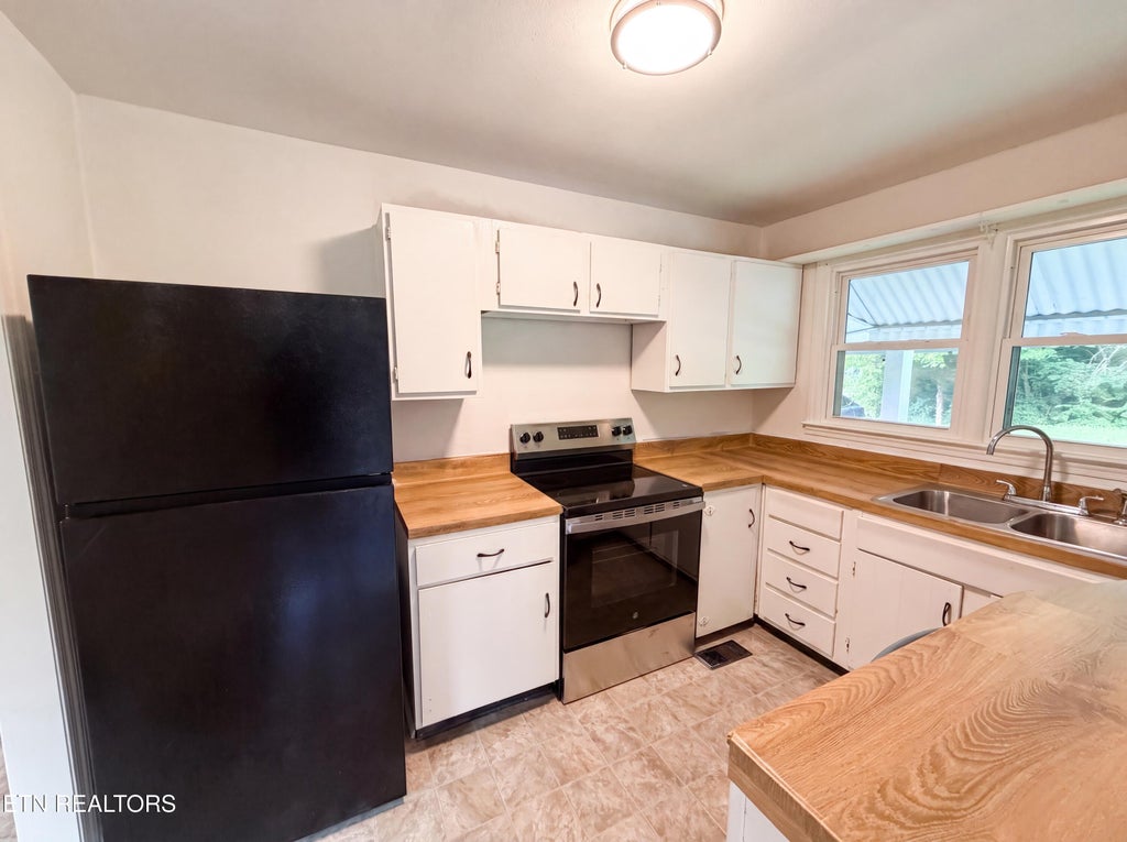 Photo of 119 Old State Circle, Powell, TN 37849 (MLS # 1351090)