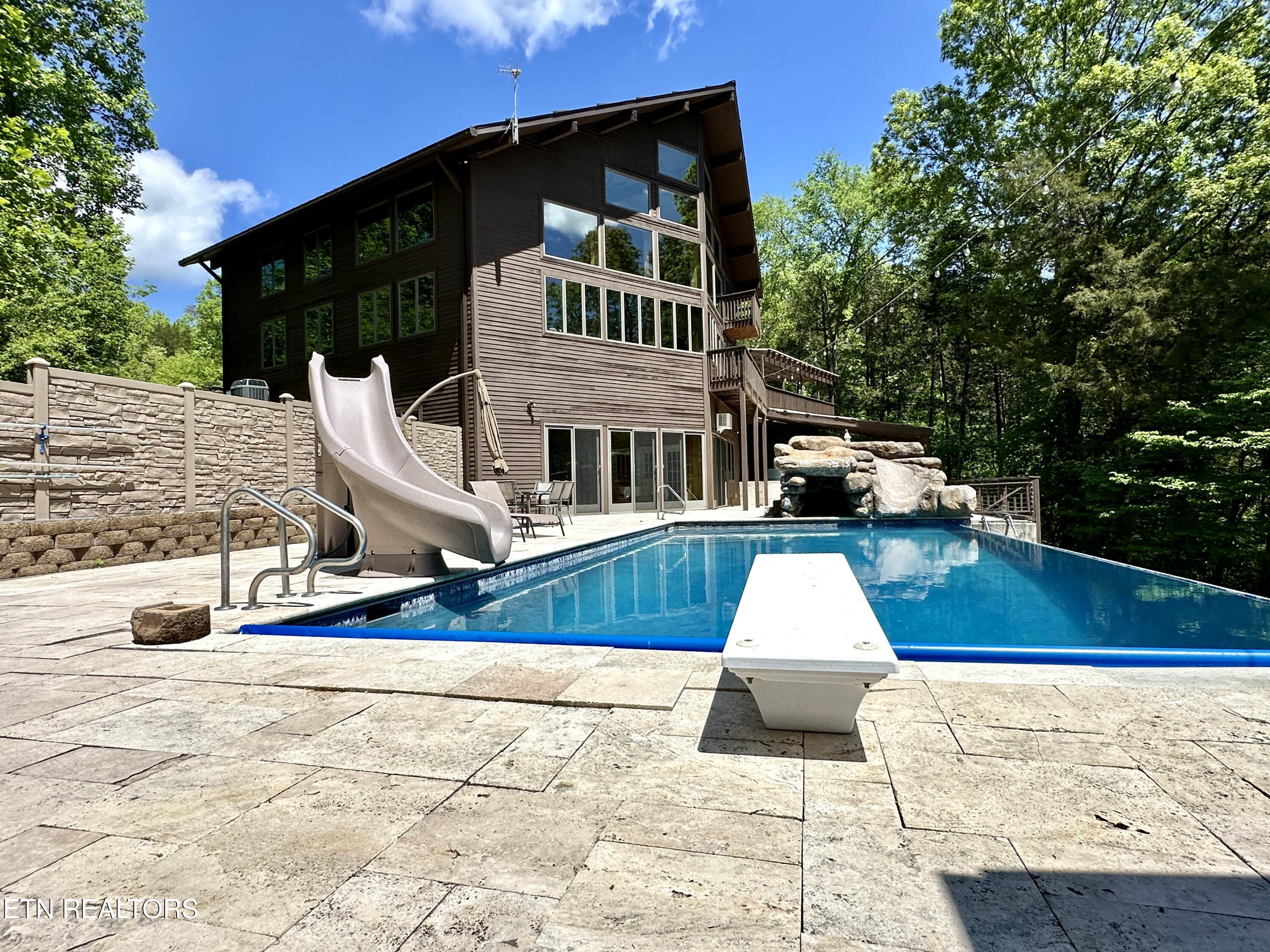 189 Bridle Way