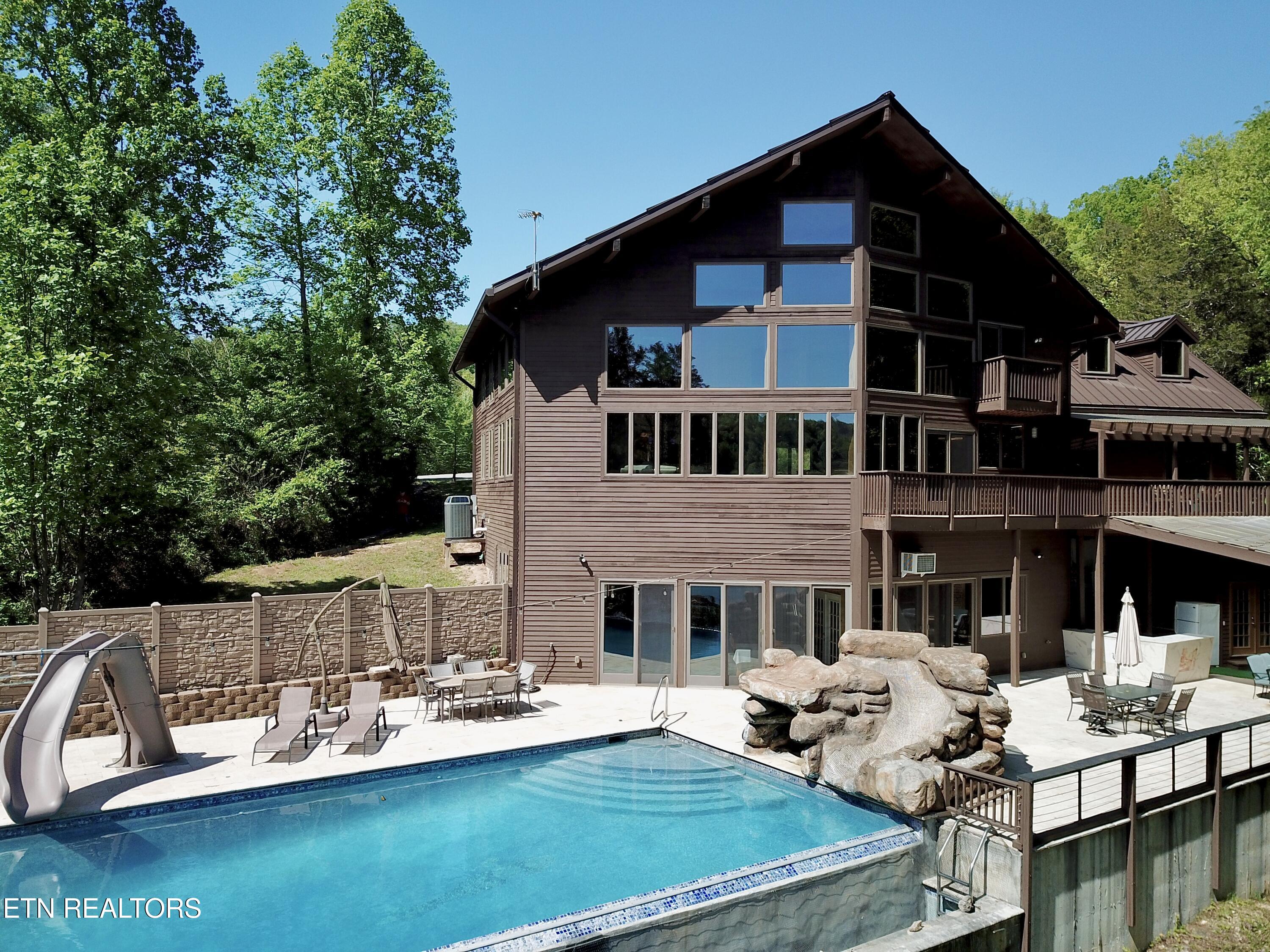 189 Bridle Way