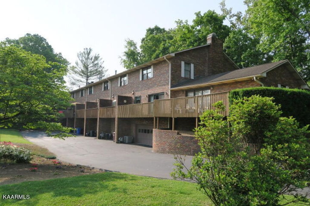 Photo of 1686 Louisville Rd, Alcoa, TN 37701 (MLS # 1228344)