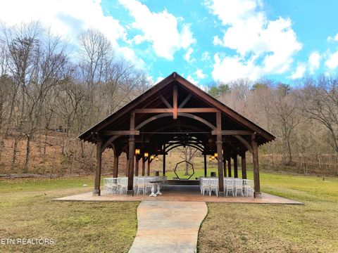 801/805 Hardin Lane Sevierville TN 37862