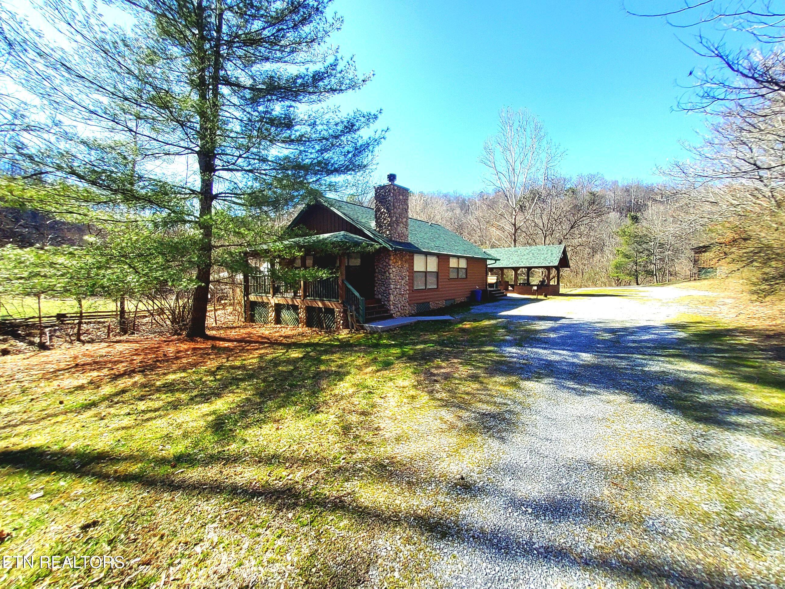 801/805 Hardin Lane