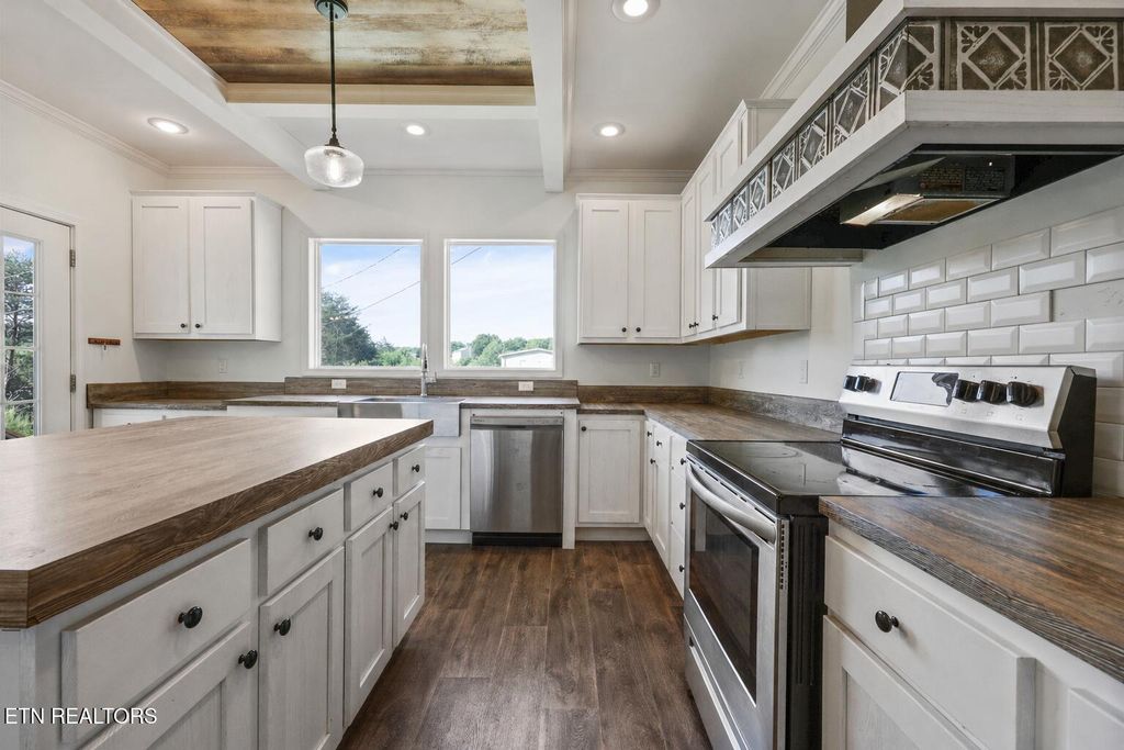 Photo of 4323 Mckamey Rd, Knoxville, TN 37921 (MLS # 1338686)