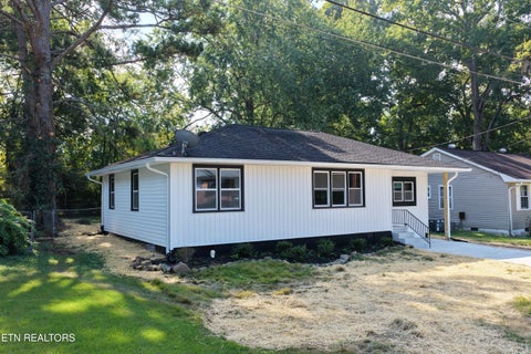 Tiny photo for 2728 Arbor Place, Knoxville, TN 37917 (MLS # 1358645)