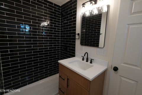 Tiny photo for 2728 Arbor Place, Knoxville, TN 37917 (MLS # 1358645)