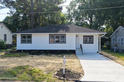 Tiny photo for 2728 Arbor Place, Knoxville, TN 37917 (MLS # 1358645)