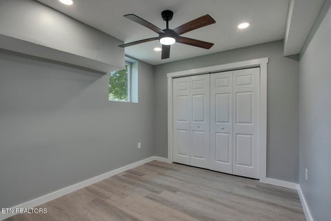 Tiny photo for 329 Old Emory Rd, Clinton, TN 37716 (MLS # 1351990)