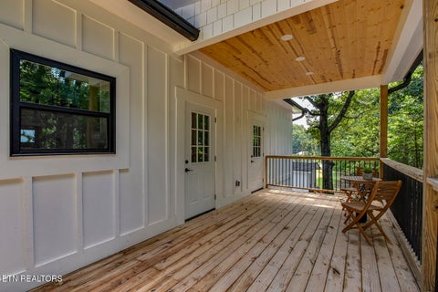 Tiny photo for 329 Old Emory Rd, Clinton, TN 37716 (MLS # 1351990)