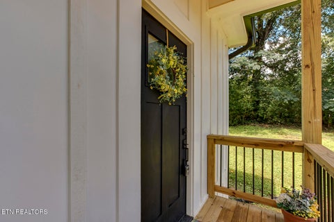 Tiny photo for 329 Old Emory Rd, Clinton, TN 37716 (MLS # 1351990)