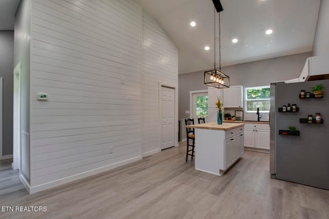 Tiny photo for 329 Old Emory Rd, Clinton, TN 37716 (MLS # 1351990)
