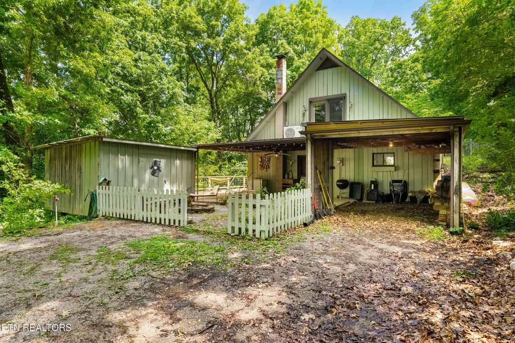 Photo of 309 Stout Town Rd, Blaine, TN 37709 (MLS # 1303344)