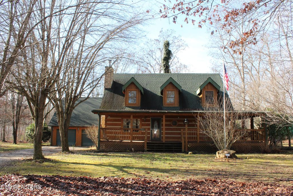 Photo of 2510 Tinchtown Rd, Jamestown, TN 38556 (MLS # 1324291)