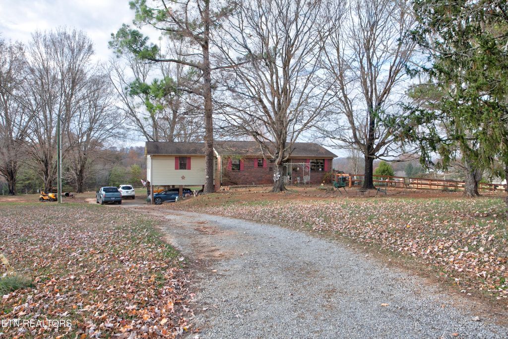 Photo of 732 Echo Hill Way, Maryville, TN 37801 (MLS # 1321736)
