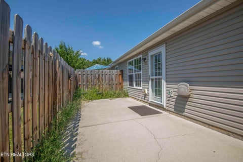 Tiny photo for 5141 Spring Petal Way #16, Knoxville, TN 37912 (MLS # 1354368)