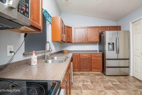 Tiny photo for 5141 Spring Petal Way #16, Knoxville, TN 37912 (MLS # 1354368)