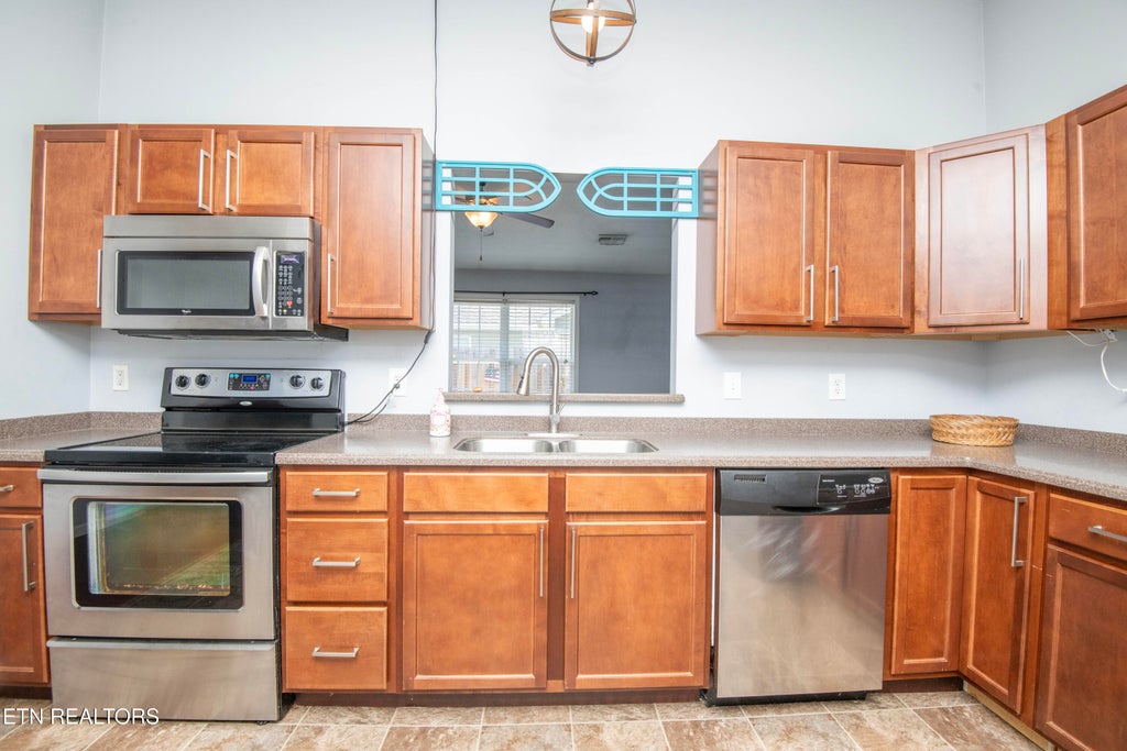 Photo of 5141 Spring Petal Way #16, Knoxville, TN 37912 (MLS # 1354368)