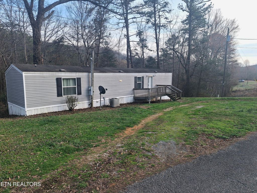 Photo of 247 Towee Falls Rd, Tellico Plains, TN 37385 (MLS # 1331018)
