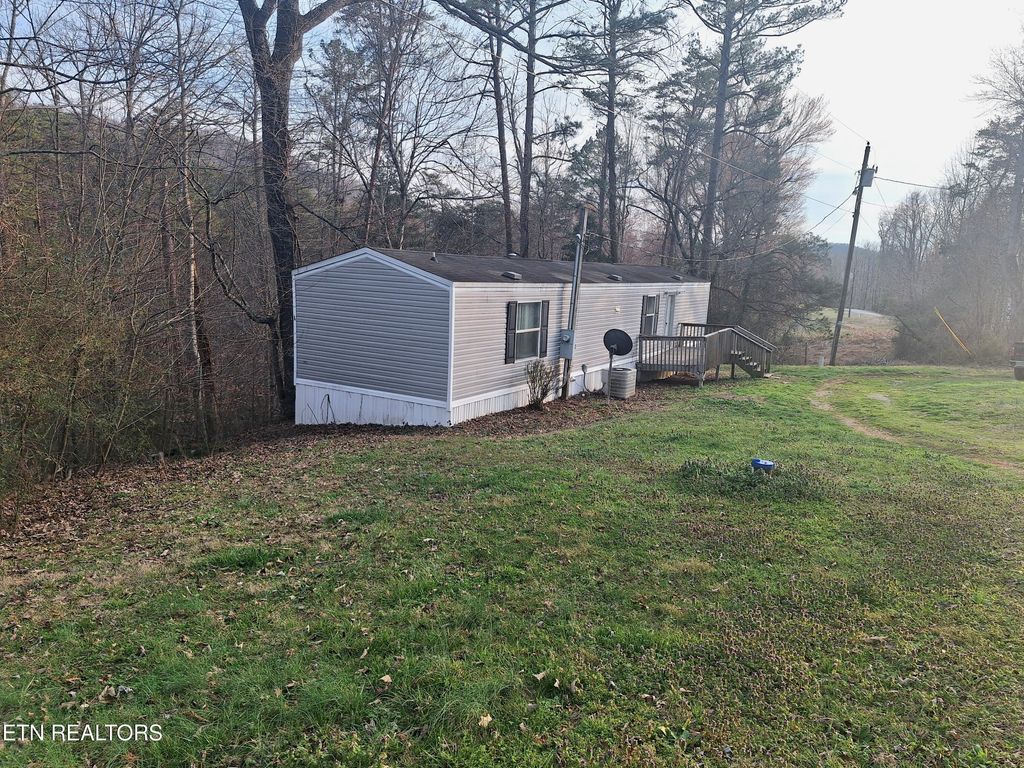 Photo of 247 Towee Falls Rd, Tellico Plains, TN 37385 (MLS # 1331018)