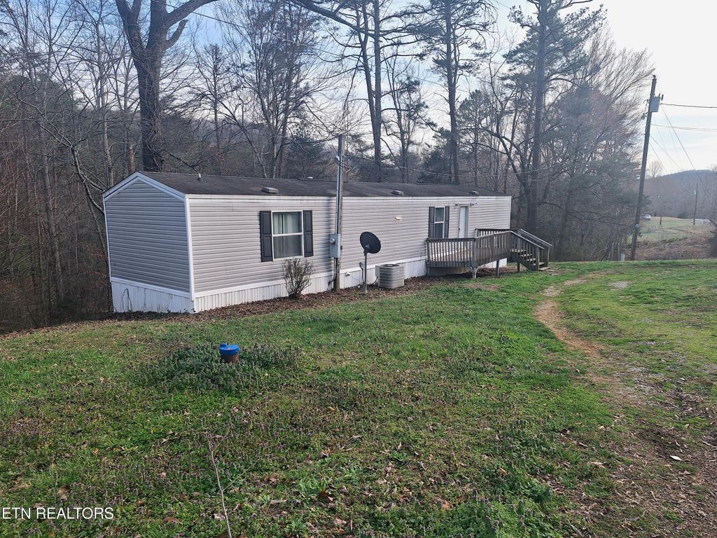 Photo of 247 Towee Falls Rd, Tellico Plains, TN 37385 (MLS # 1331018)