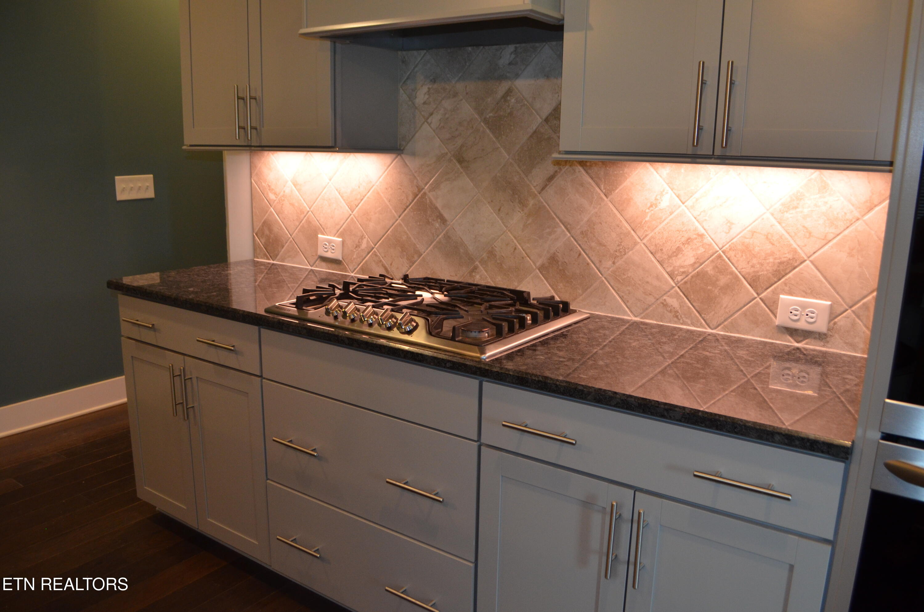 127 E Westcott Overlook