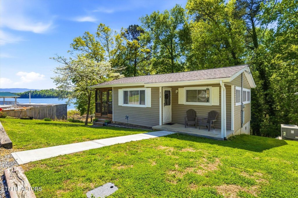 Photo of 1547 Millstone Beach Rd, Dandridge, TN 37725 (MLS # 1338209)