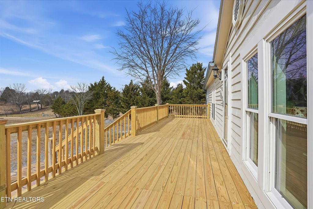 Photo of 1530 Tom Mccall Rd, Maryville, TN 37801 (MLS # 1335559)