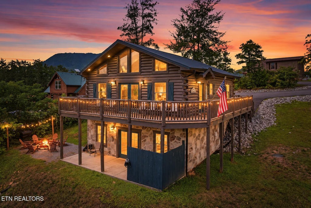 Photo of 705 Rondayview Lane, Sevierville, TN 37876 (MLS # 1360564)