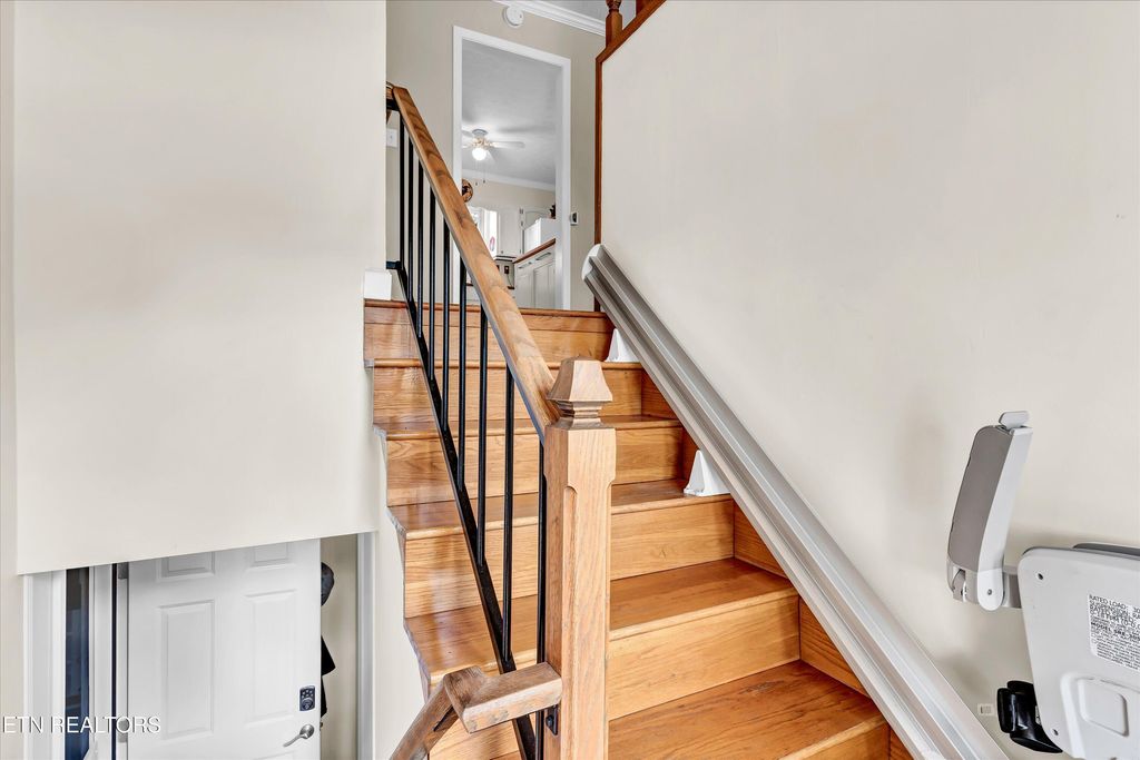 Photo of 2550 Robinson Drive, Louisville, TN 37777 (MLS # 1282639)