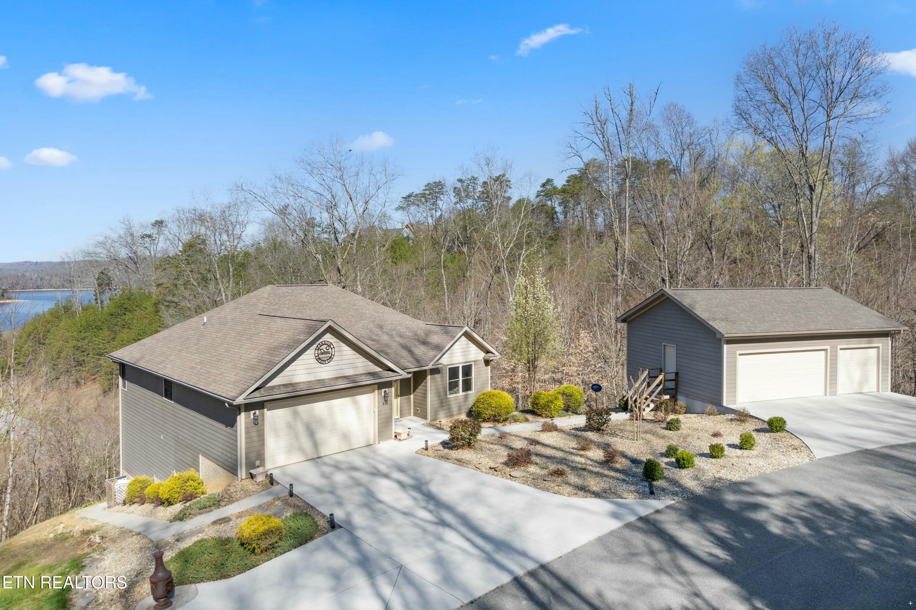 430 Larayne Hollow Rd