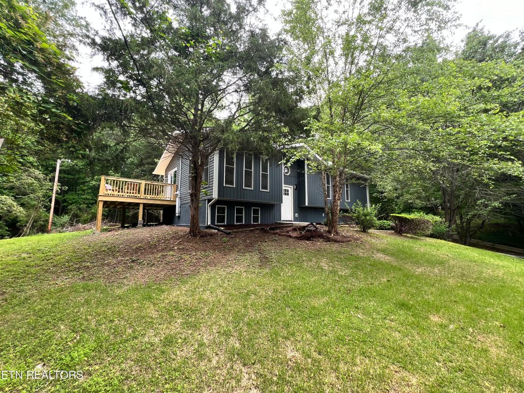 Photo of 225 Tracy Allison Lane, Clinton, TN 37716 (MLS # 1301371)