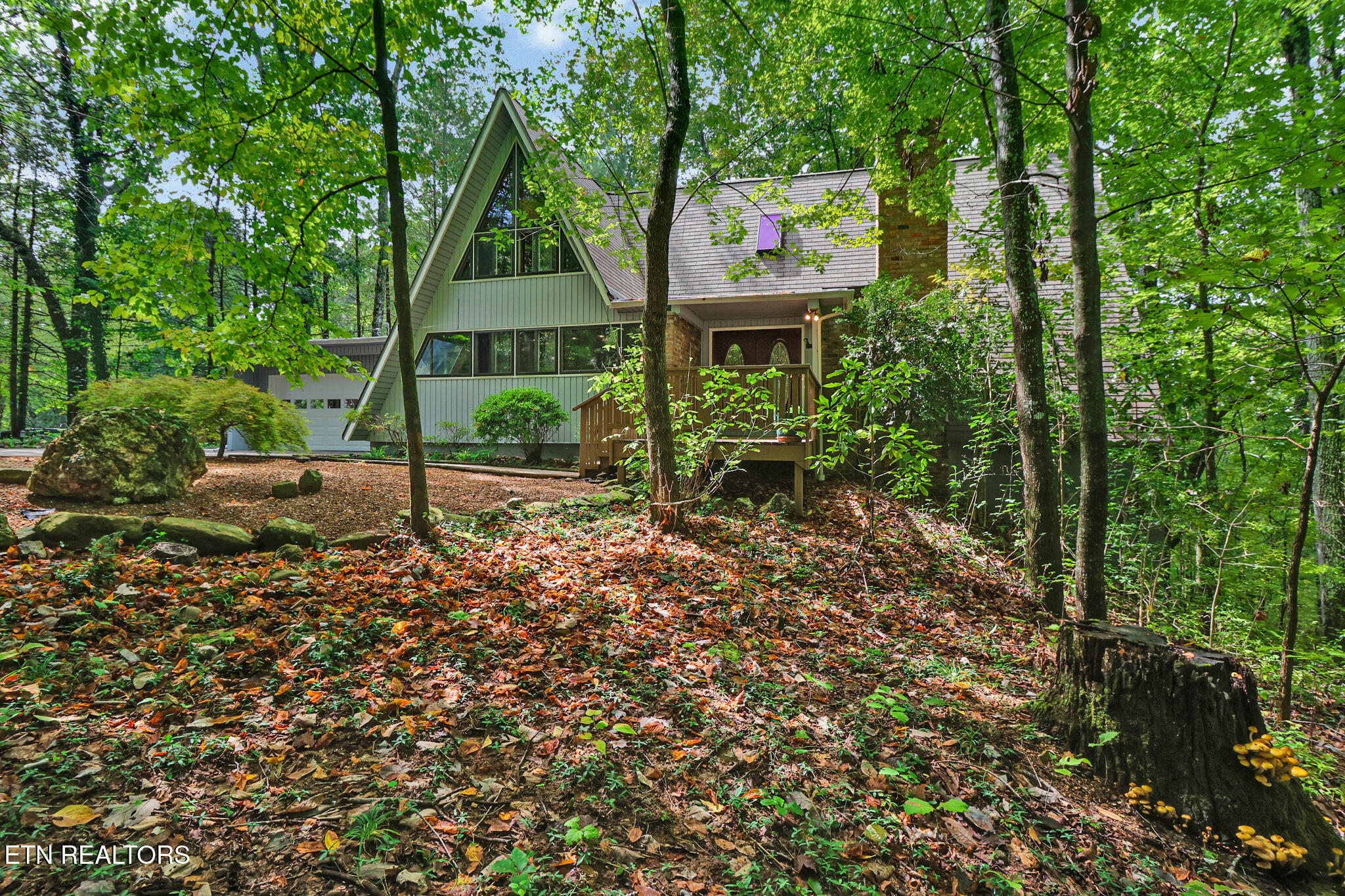 964 W Outer Drive