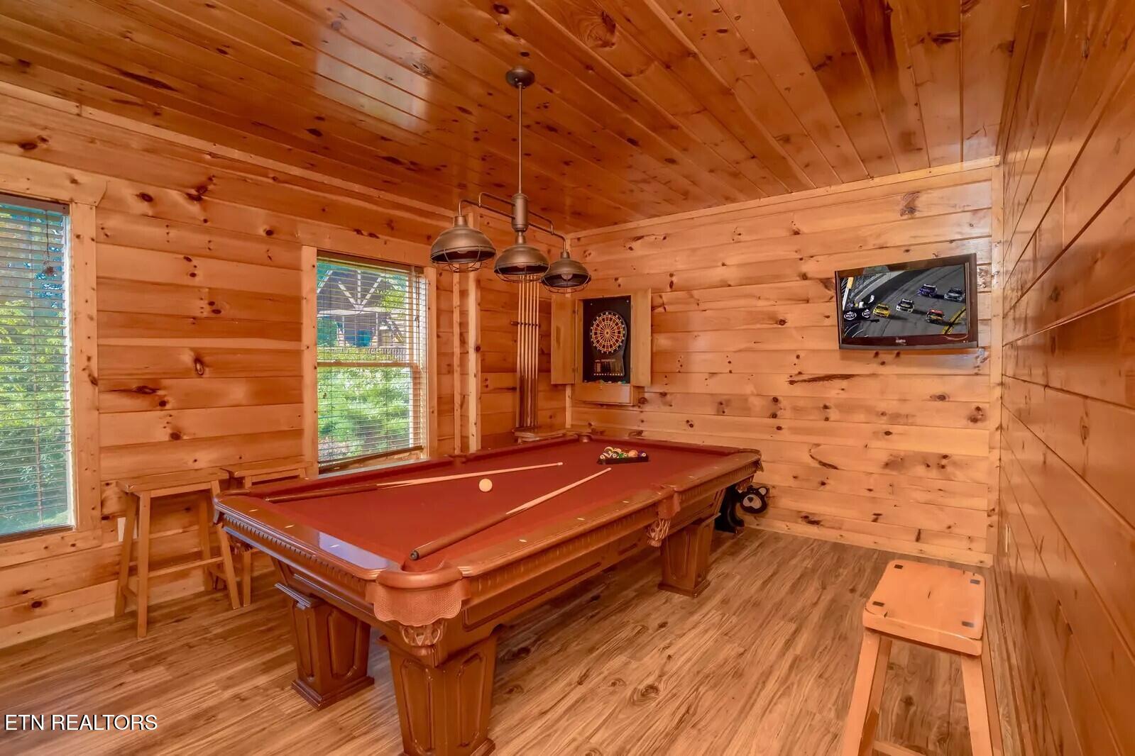 2251 Upper Middle Creek Rd