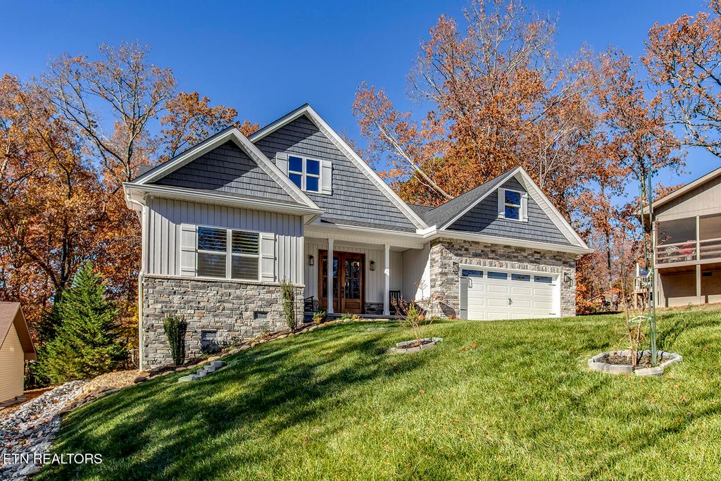 Photo of 173 Chahyga Way, Loudon, TN 37774 (MLS # 1322871)