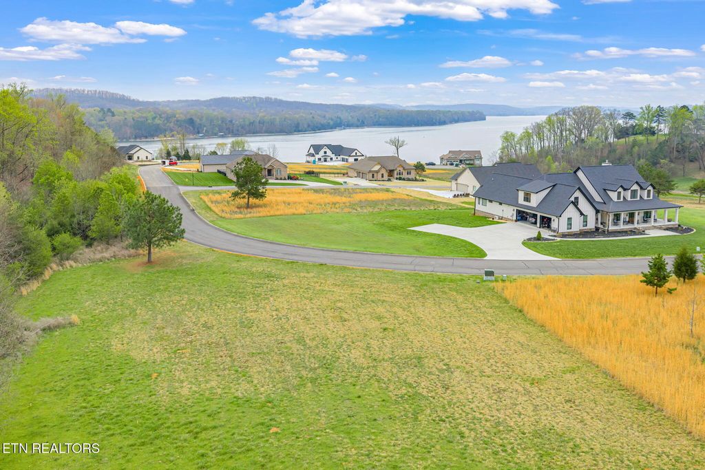 Photo of 129 Docks Of The Bay Drive, Harriman, TN 37748 (MLS # 1334526)