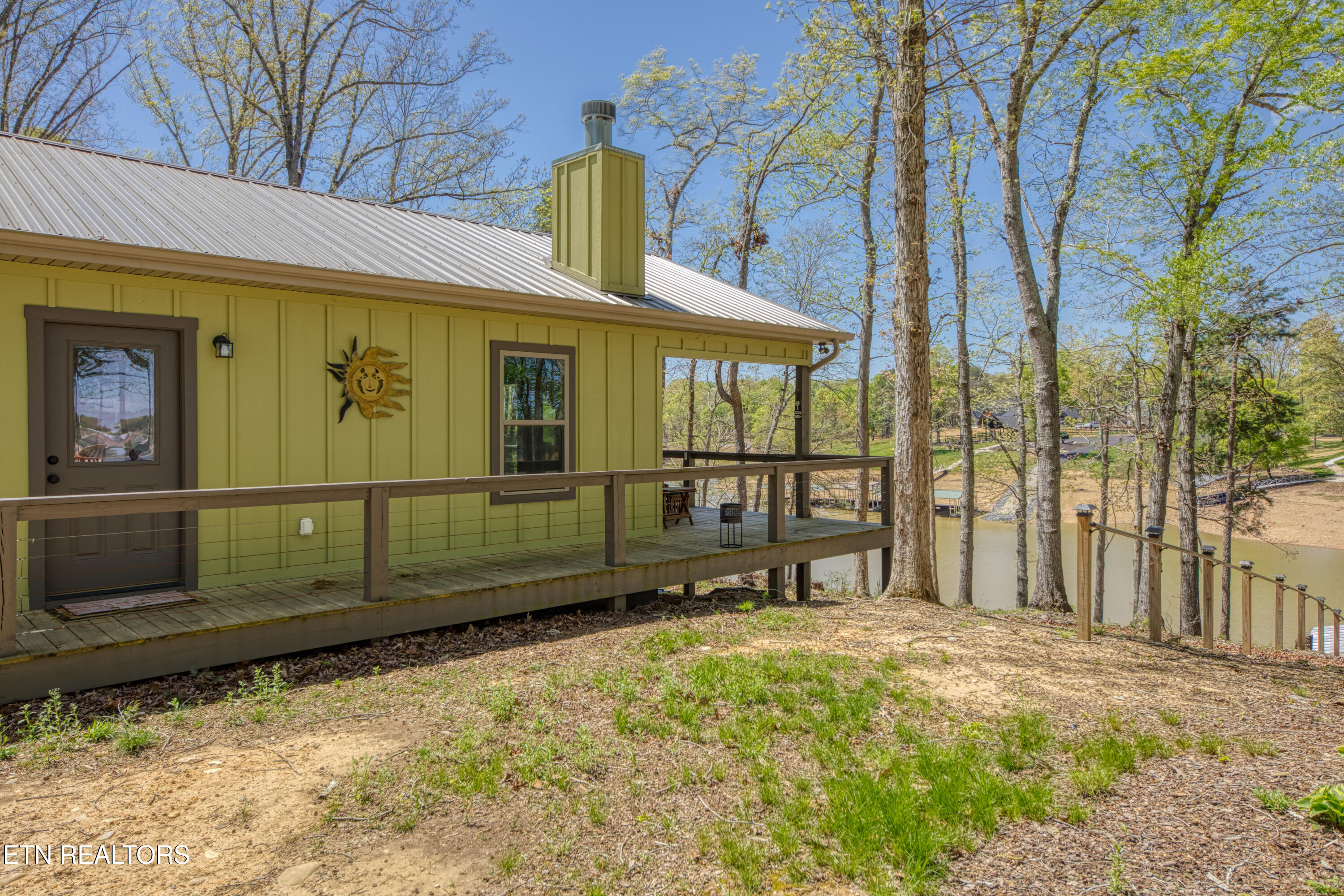 1040 Ridge Point Tr