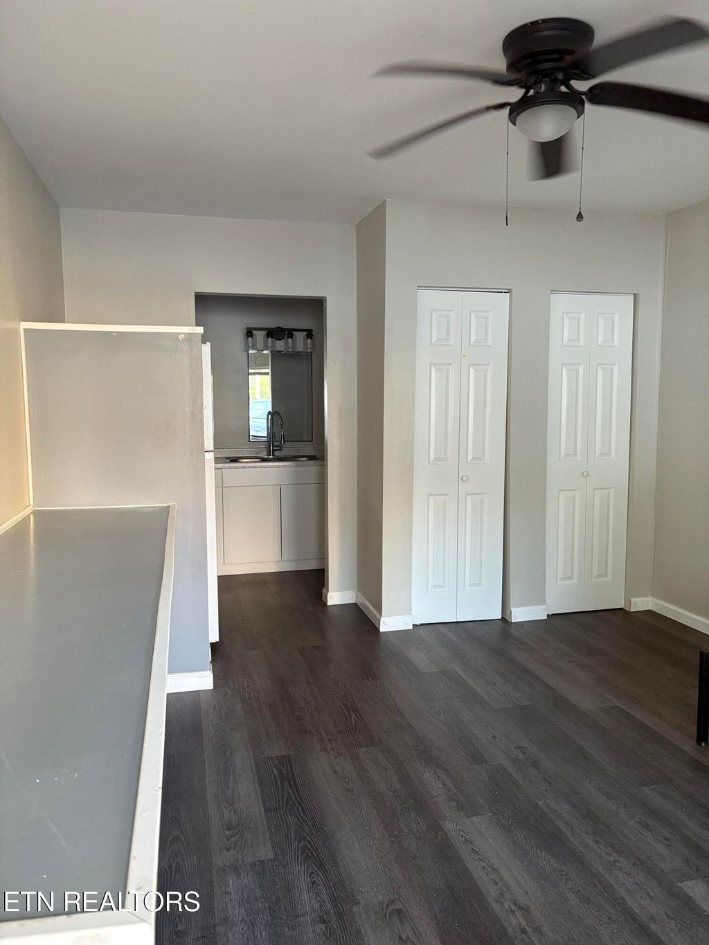 Photo of 215 E Race St #11, Kingston, TN 37763 (MLS # 1316304)