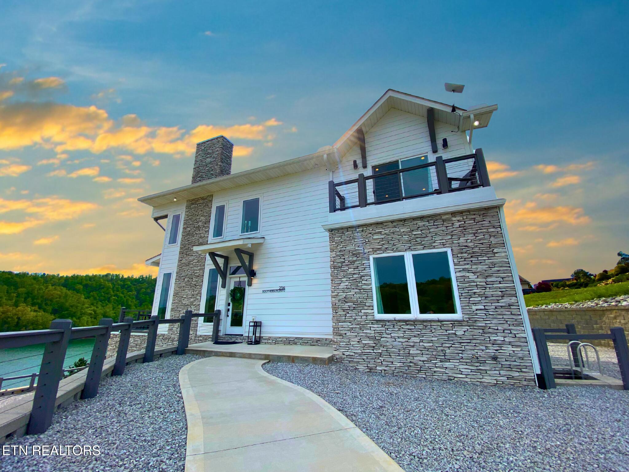 234 Cameron Loop