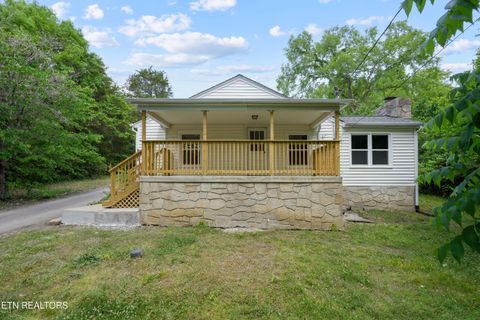Photo of 6412 Sevierville Pike, Knoxville, TN 37920 (MLS # 1341829)