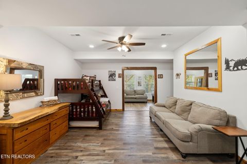 Tiny photo for 330 Rainbow Circle, Townsend, TN 37882 (MLS # 1333056)