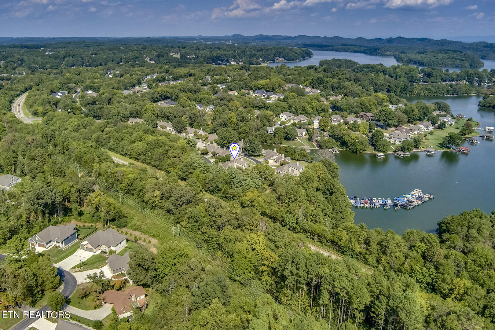 Loudon, Tennessee 37774, United States, 3 Bedrooms Bedrooms, ,3 BathroomsBathrooms,Residential,Pending,210180