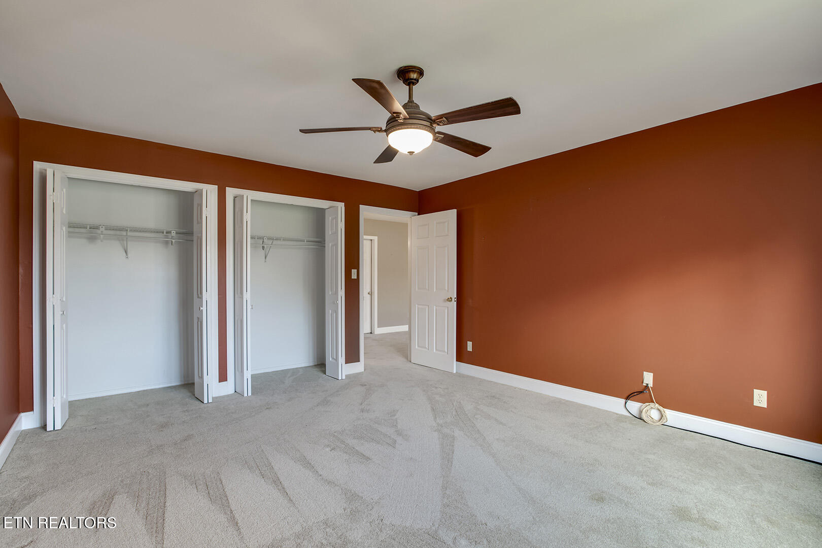 Loudon, Tennessee 37774, United States, 3 Bedrooms Bedrooms, ,3 BathroomsBathrooms,Residential,Pending,210180