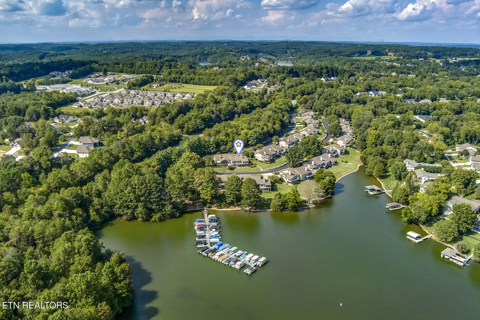 Loudon, Tennessee 37774, United States, 3 Bedrooms Bedrooms, ,3 BathroomsBathrooms,Residential,Pending,210180