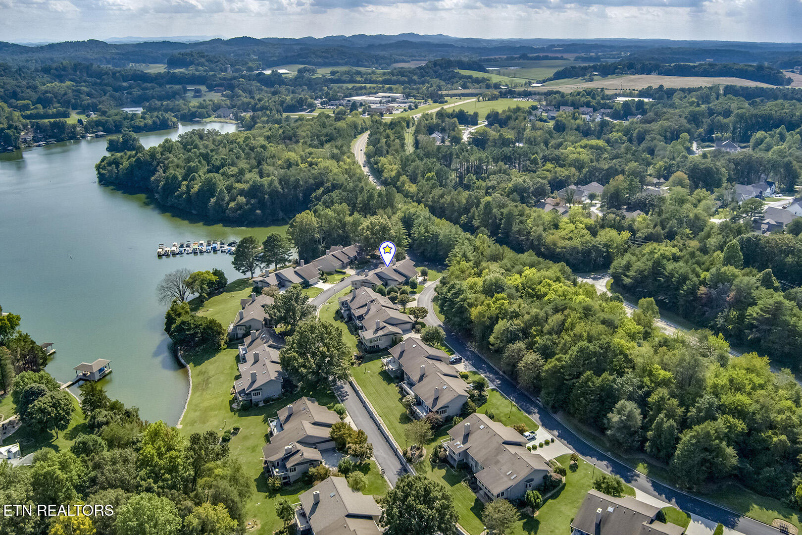 Loudon, Tennessee 37774, United States, 3 Bedrooms Bedrooms, ,3 BathroomsBathrooms,Residential,Pending,210180