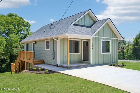 Photo of 1614 Rugby Ave, Knoxville, TN 37920 (MLS # 1342762)