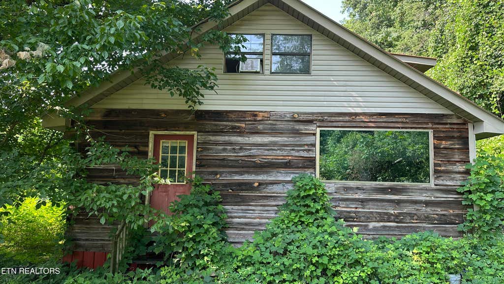 Photo of 419 Ashe Cabin Hollow Rd, Harriman, TN 37748 (MLS # 1353079)