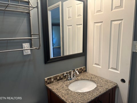 Tiny photo for 104 Ashland Lane, Oak Ridge, TN 37830 (MLS # 1345315)