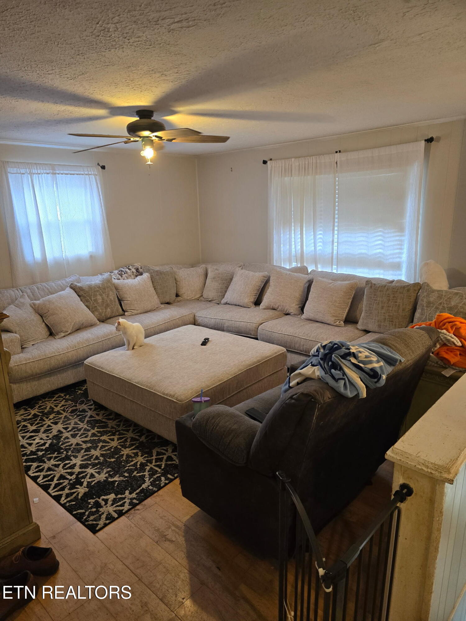 404 Garrison Hollow Rd Rd